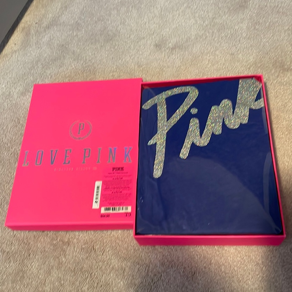 Love Pink Blue Short sleeve V Neck Tee with box S
